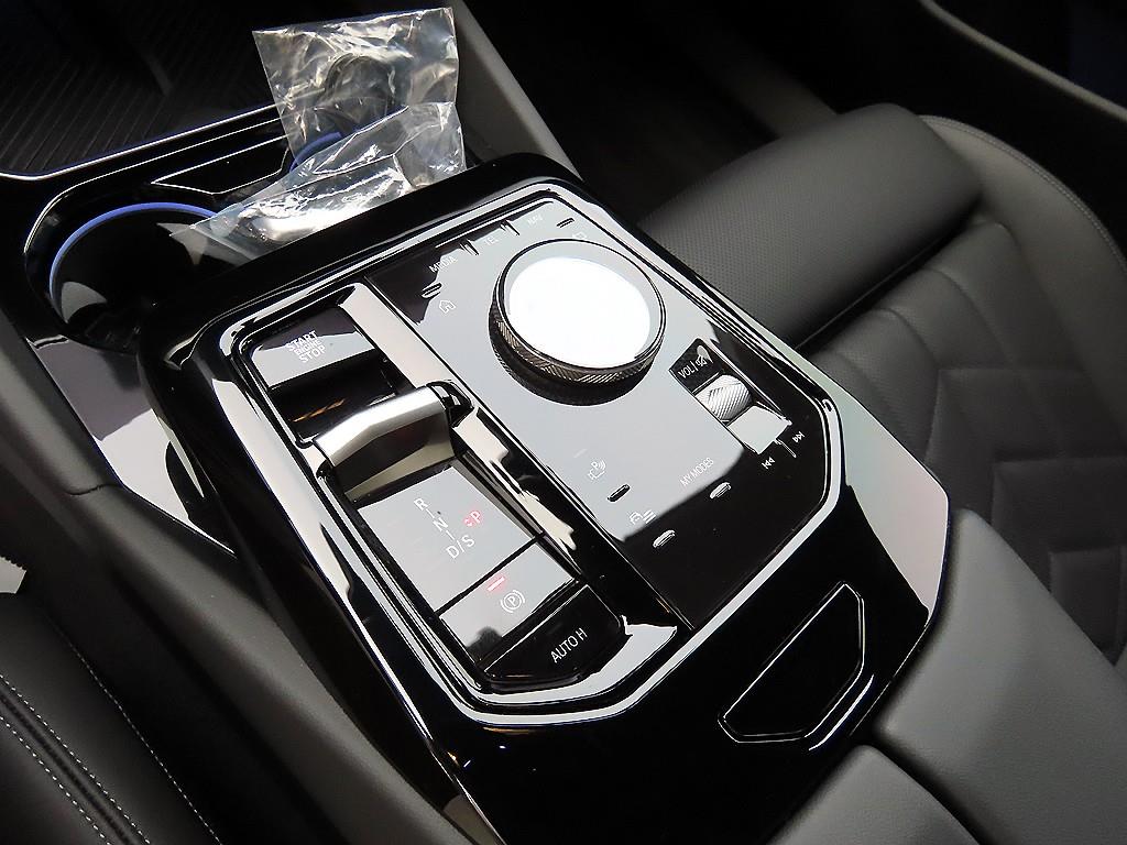 BMW 5 Series - Vista 11