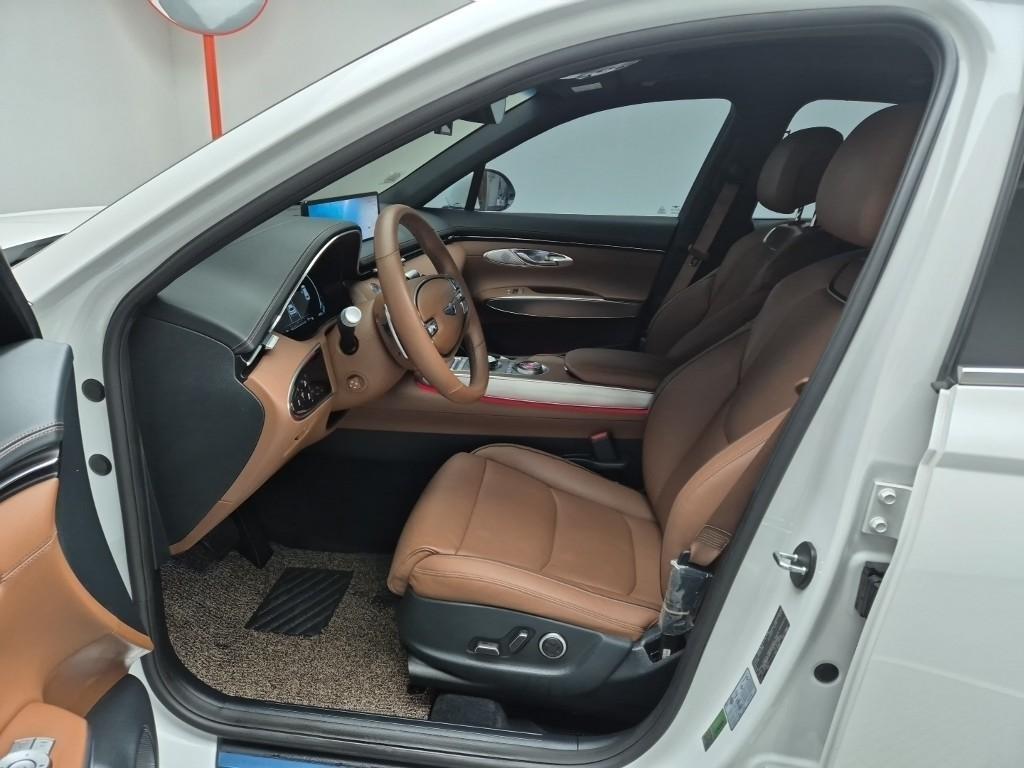 Genesis GV70 - Vista 11