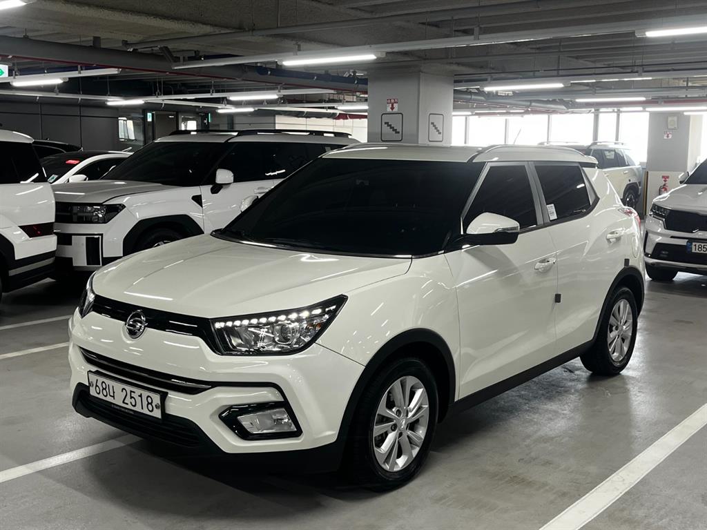 Ssangyong Tivoli - Vista 2
