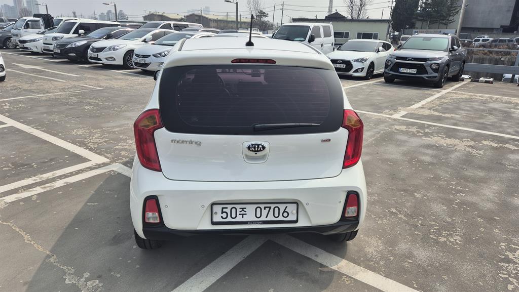 KIA Morning - Vista 12