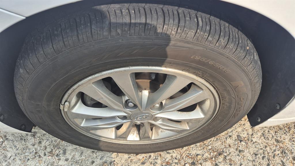 HYUNDAI Avante 2020 Blanco - Importación desde Corea - HF Imports Iquique - Foto 15