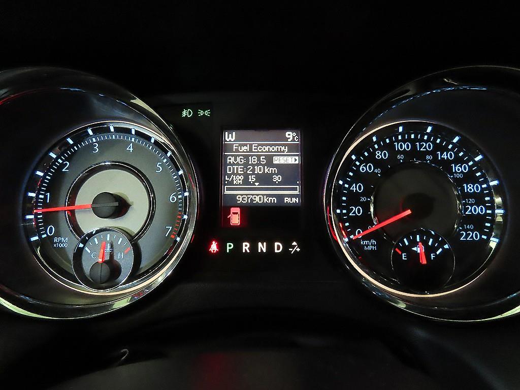 Chrysler Voyager - Vista 9