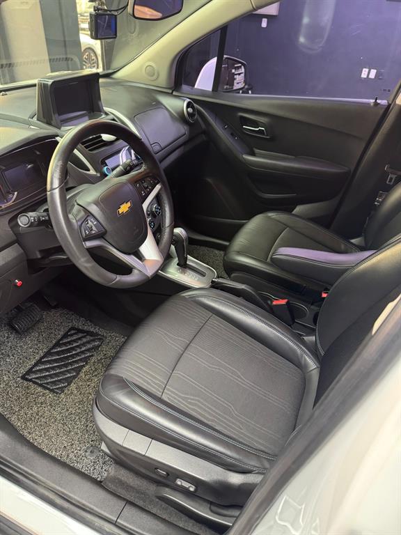 Chevrolet Trax - Vista 9