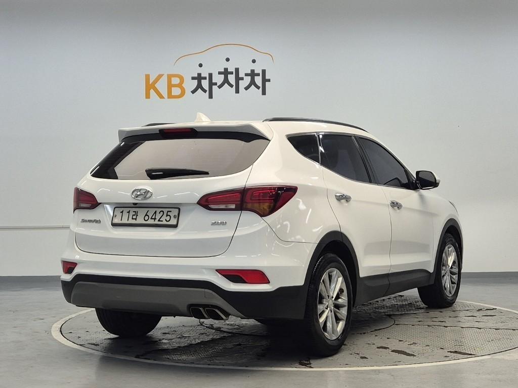 HYUNDAI Santa Fe - Vista 4