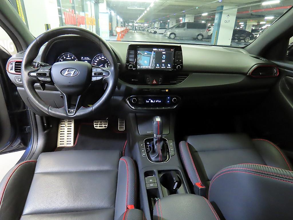 HYUNDAI i30 - Vista 10