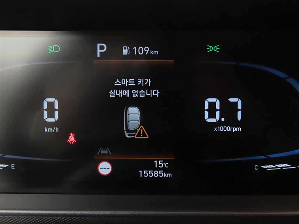 HYUNDAI Casper - Vista 9