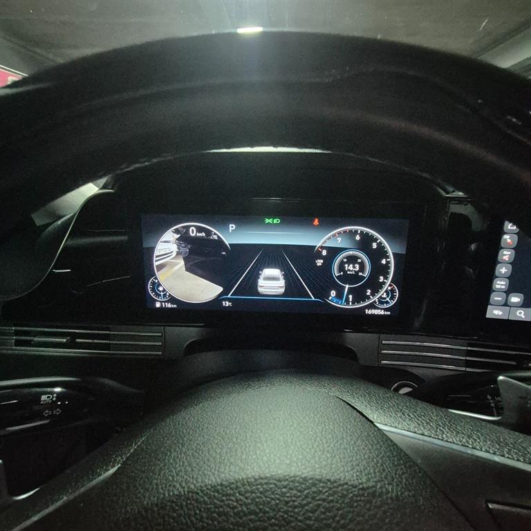 HYUNDAI Grandeur - Vista 11