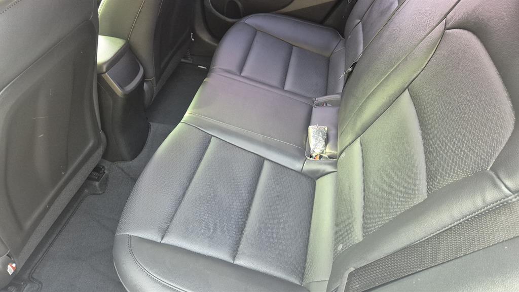 HYUNDAI Avante - Vista 12