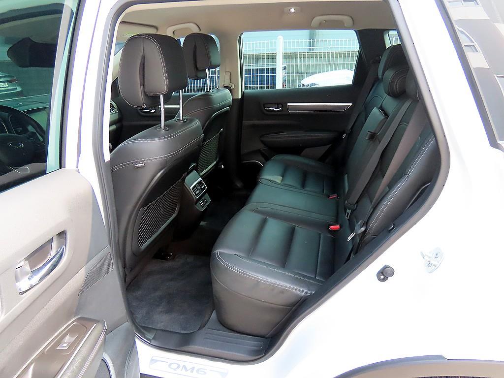 SAMSUNG QM6 - Vista 6