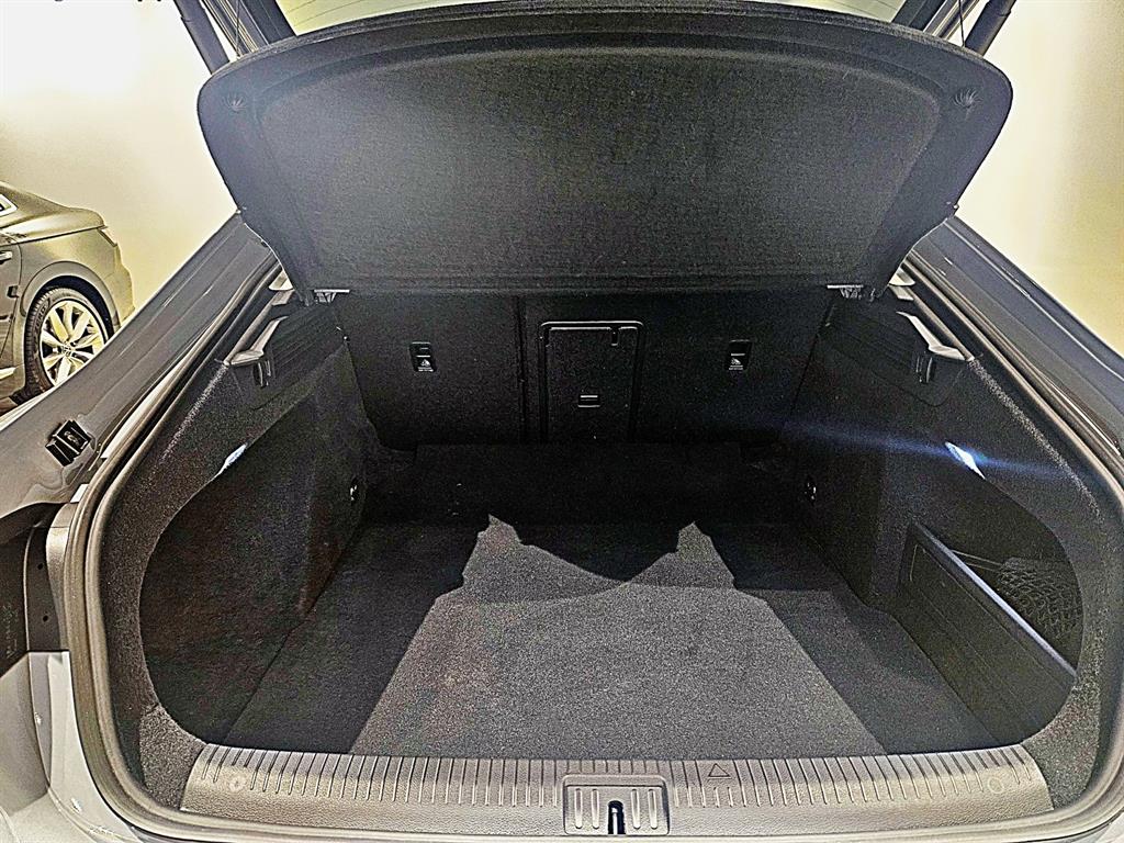 Volkswagen Arteon 2023 Gris - Importación desde Corea - HF Imports Iquique - Foto 20