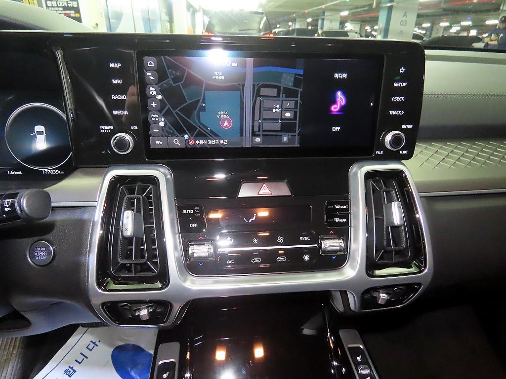 KIA Sorento - Vista 11