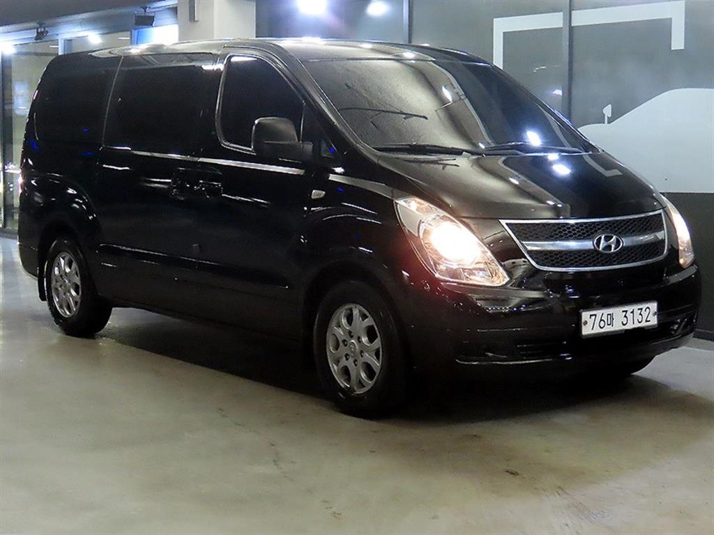 HYUNDAI Starex 2014 Negro - Importación desde Corea - HF Imports Iquique - Foto 1