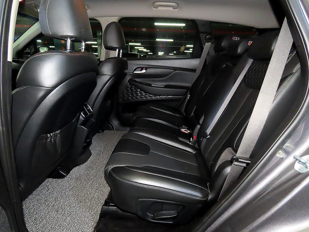 HYUNDAI Santa Fe - Vista 7