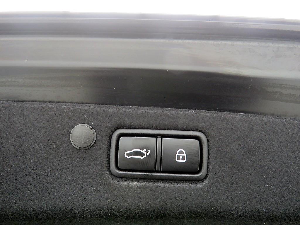 HYUNDAI Grandeur - Vista 5