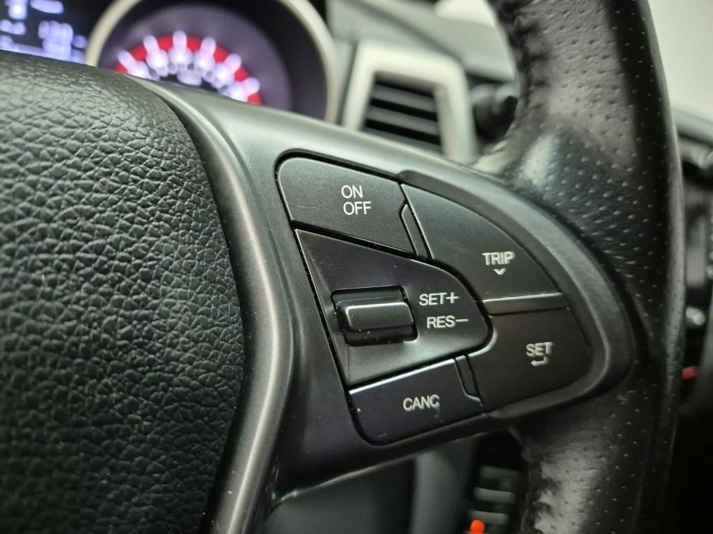 Ssangyong Tivoli 2018 Blanco - Importación desde Corea - HF Imports Iquique - Foto 15