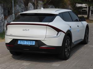 KIA EV6 - Vista 6