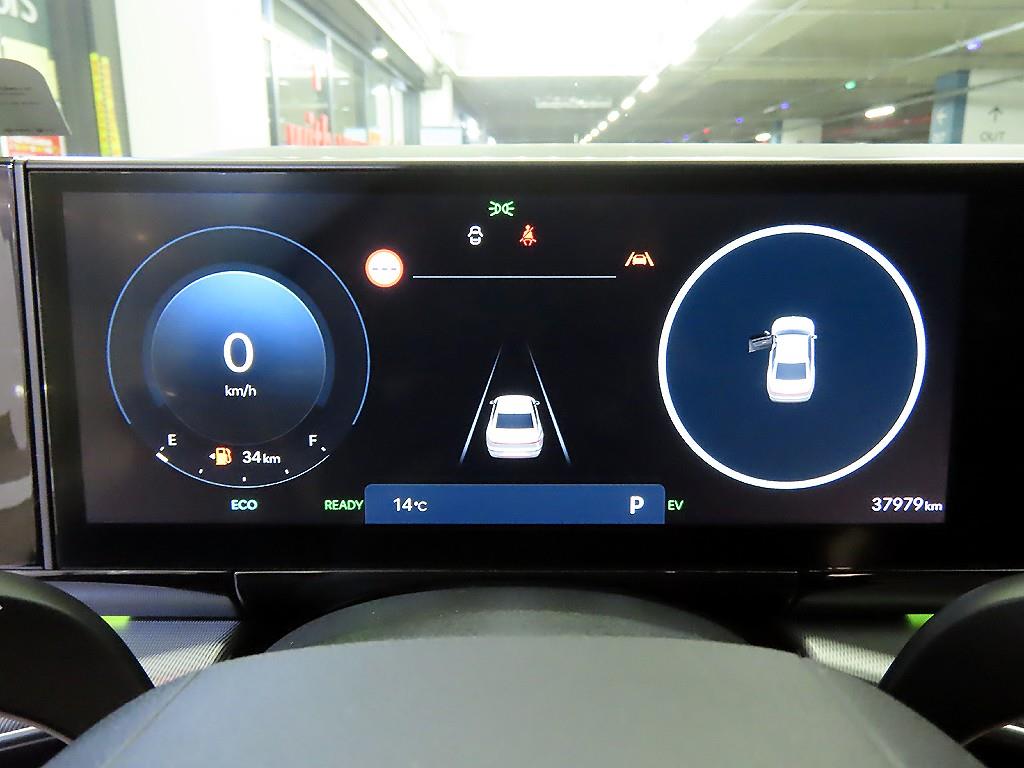 HYUNDAI Grandeur - Vista 9