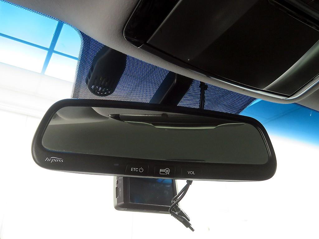 HYUNDAI Grandeur - Vista 12