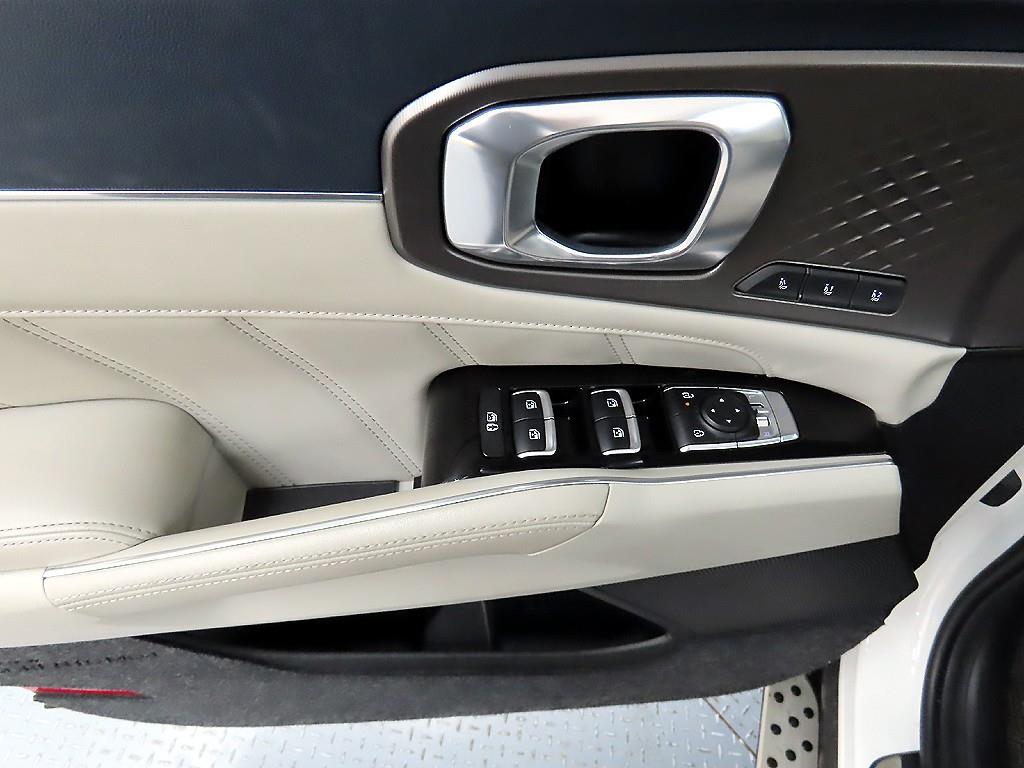 KIA Sorento - Vista 11