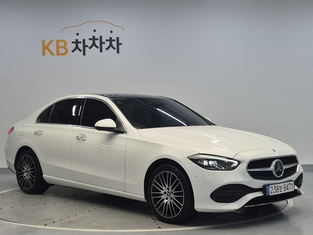 Mercedes Benz C Class - Vista 4