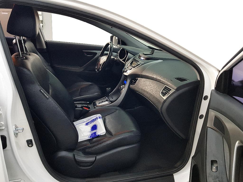 HYUNDAI Avante 2013 Blanco - Importación desde Corea - HF Imports Iquique - Foto 16