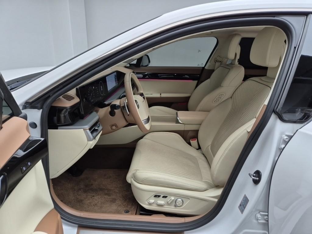 HYUNDAI Grandeur - Vista 8