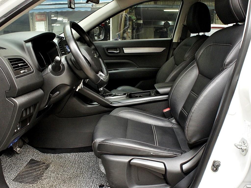 SAMSUNG QM6 - Vista 9