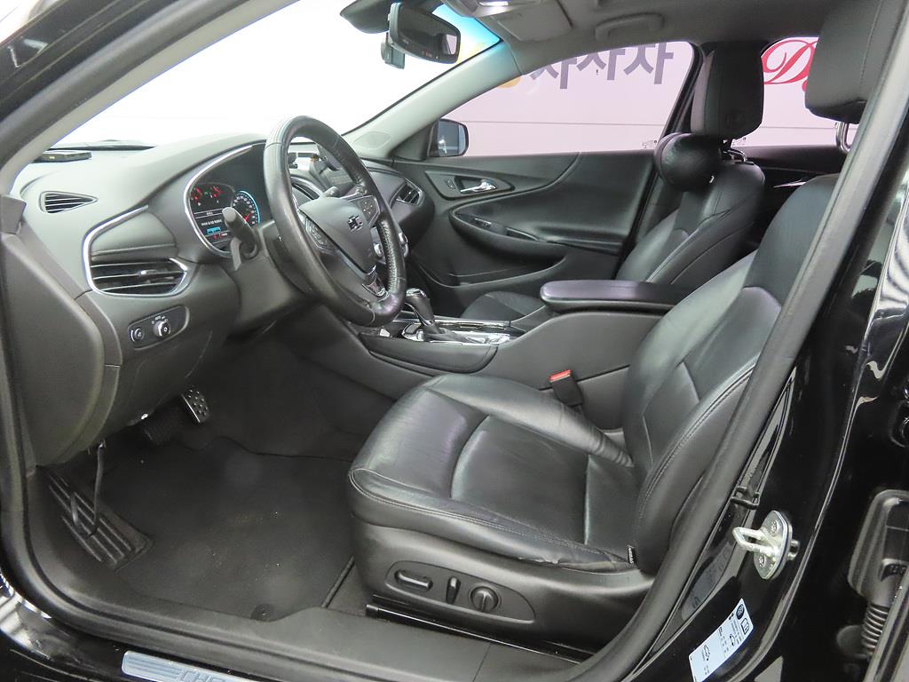 Chevrolet Malibu - Vista 5