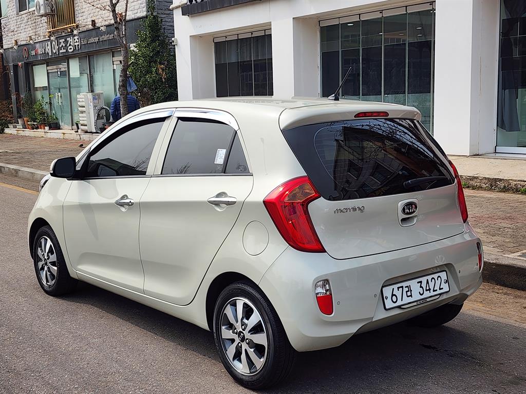 KIA Morning - Vista 3