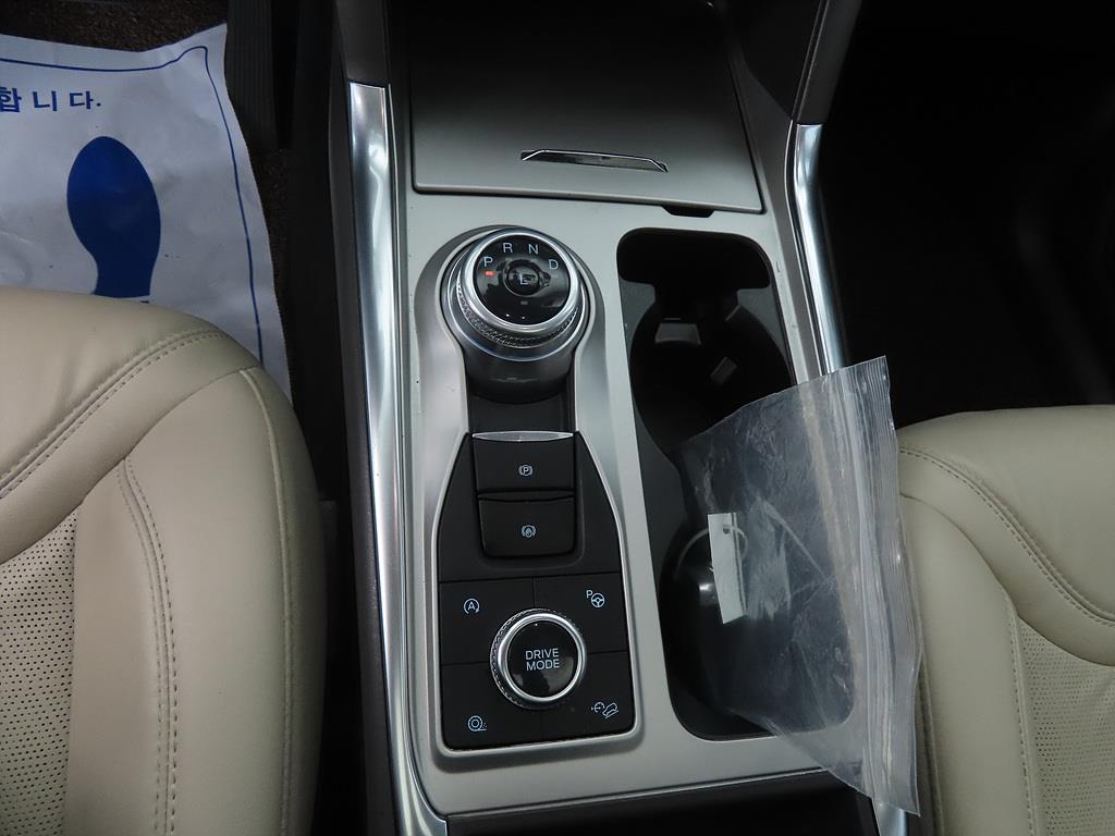 Ford Explorer - Vista 11