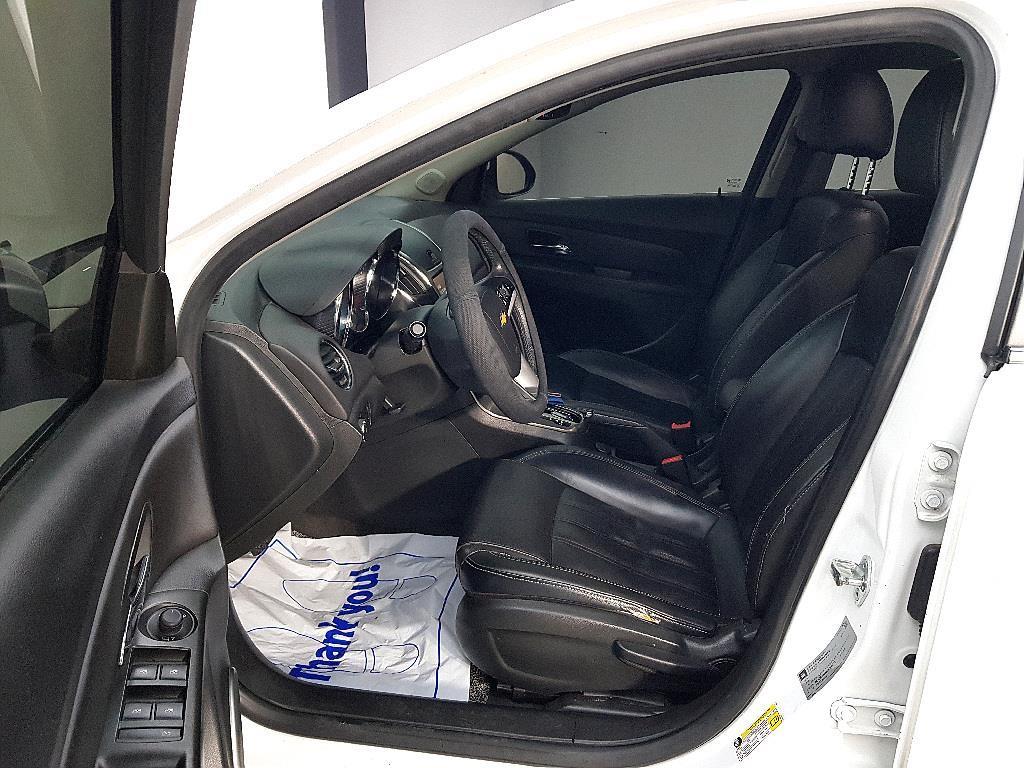 Chevrolet Cruise - Vista 8