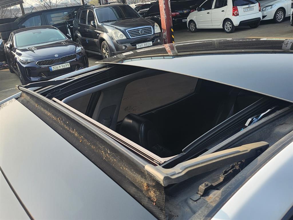 HYUNDAI Grandeur 2012 Blanco - Importación desde Corea - HF Imports Iquique - Foto 17