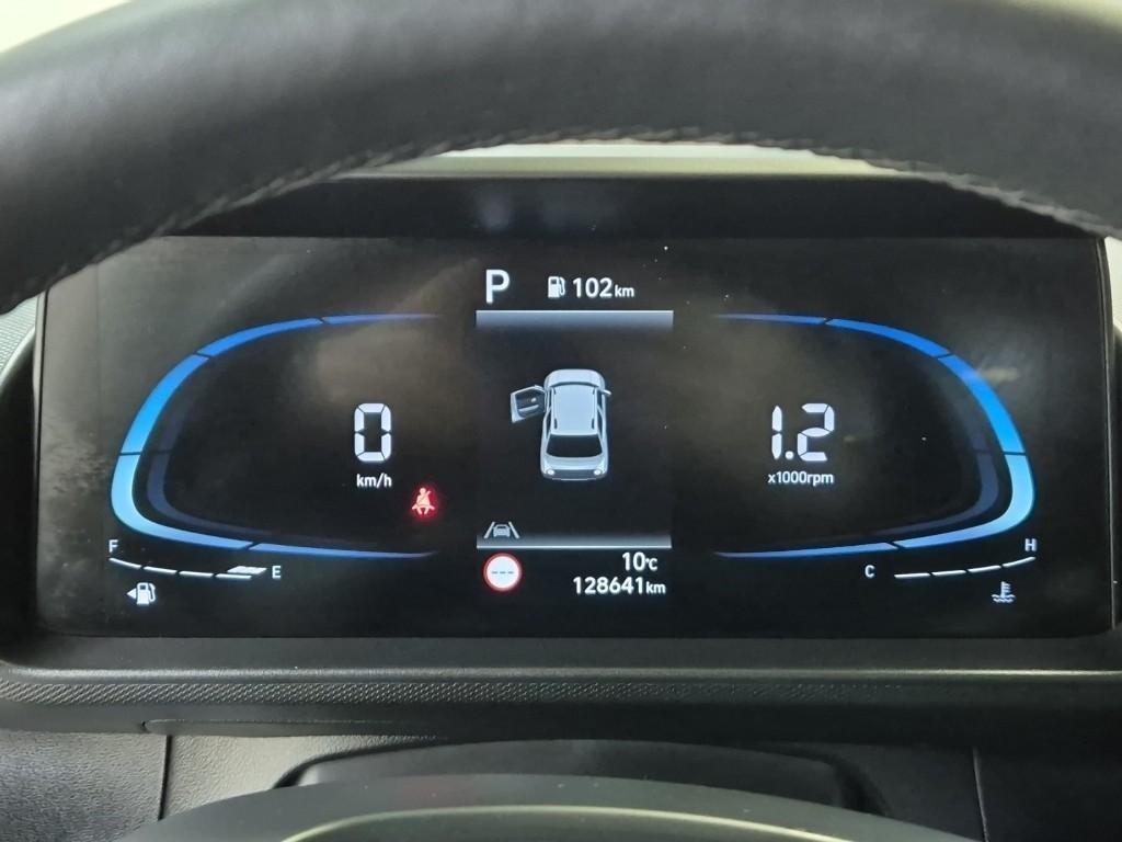 HYUNDAI Casper - Vista 6