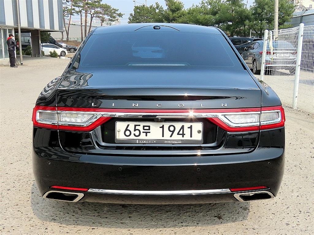 Lincoln Continental - Vista 4