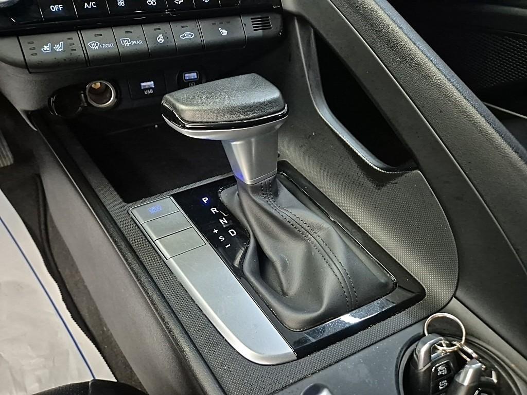 HYUNDAI Avante - Vista 8