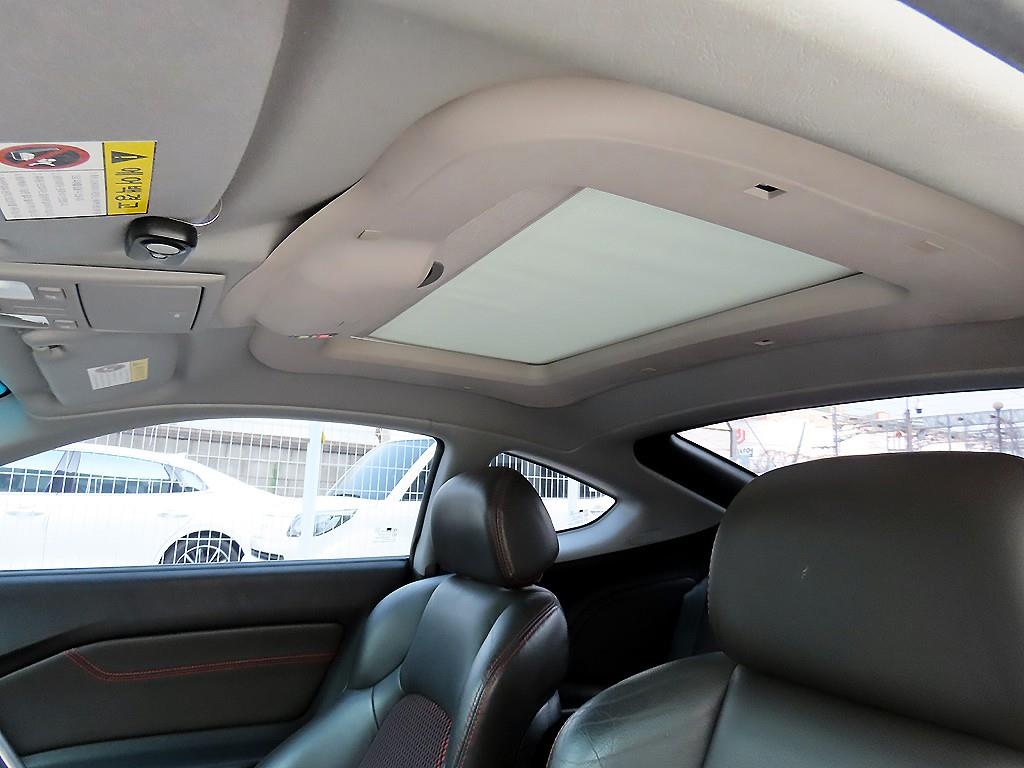 HYUNDAI Tuscani 2006 - Importación desde Corea - HF Imports Iquique - Foto 16