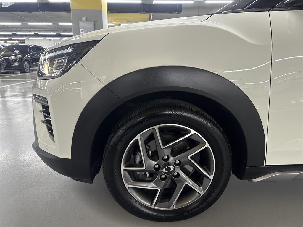 Ssangyong Tivoli - Vista 9