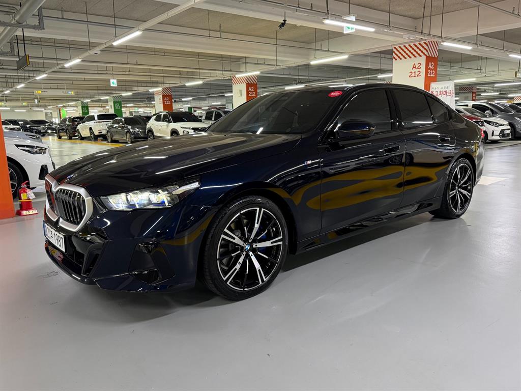 BMW 5 Series - Vista 3