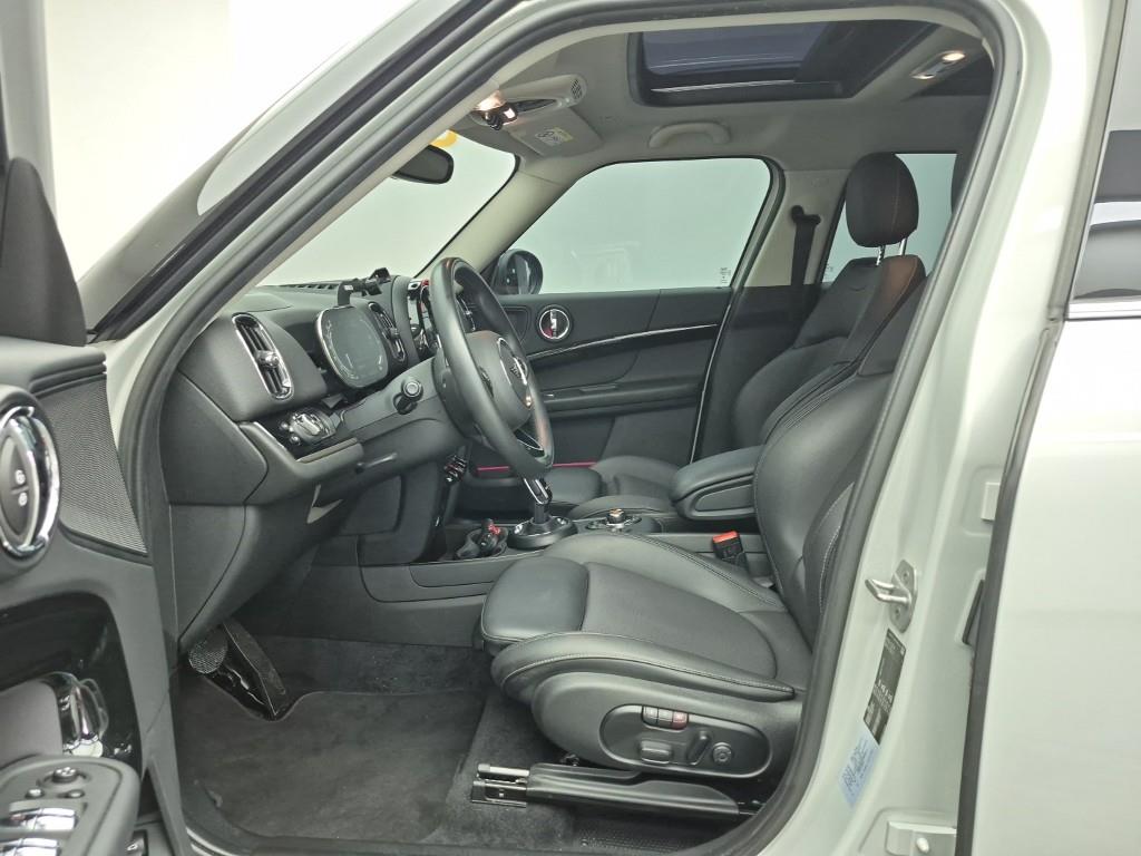 Mini Countryman - Vista 11