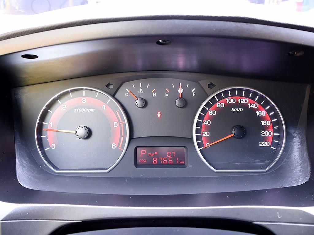 Ssangyong Korando - Vista 11