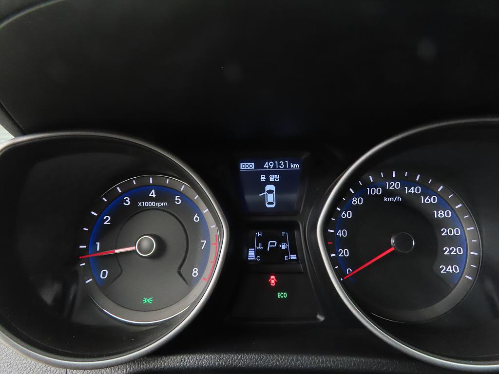 HYUNDAI i30 - Vista 9