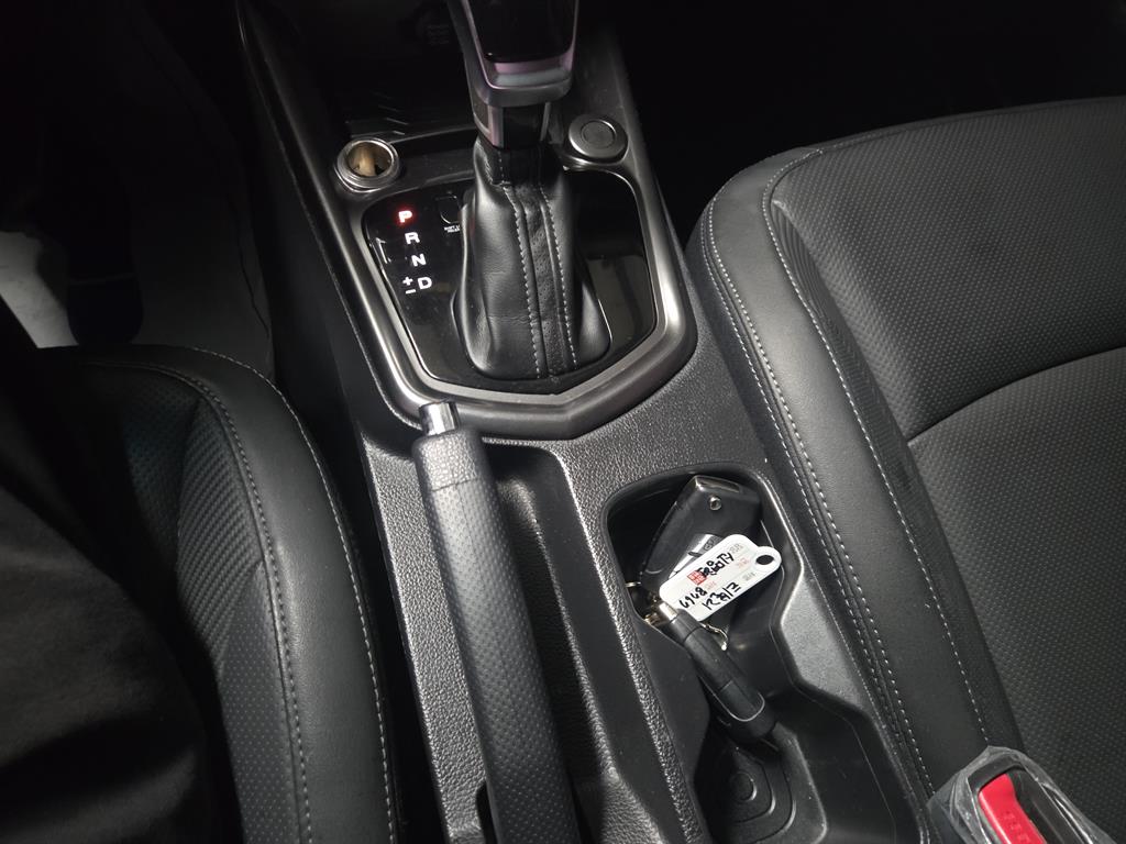 Ssangyong Tivoli - Vista 12