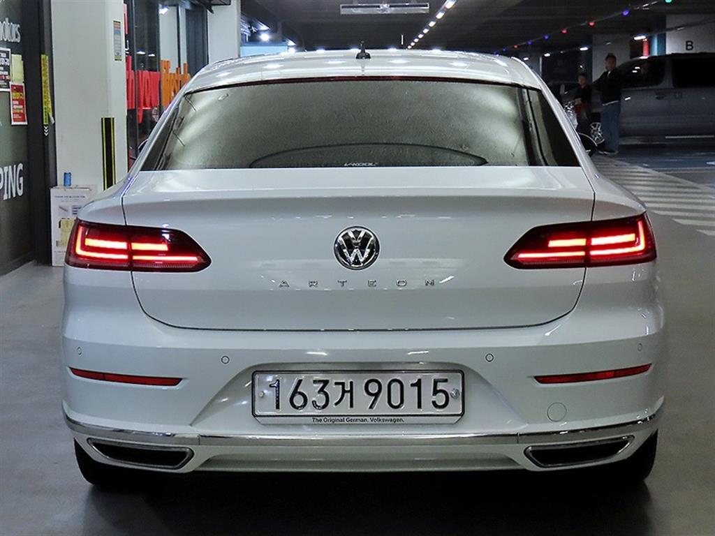Volkswagen Arteon - Vista 5