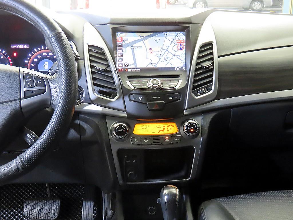 Ssangyong Korando - Vista 11