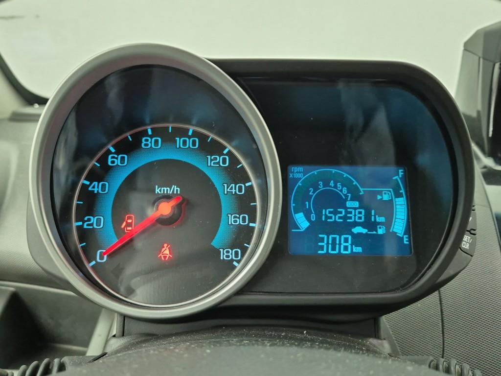 Chevrolet Spark - Vista 7