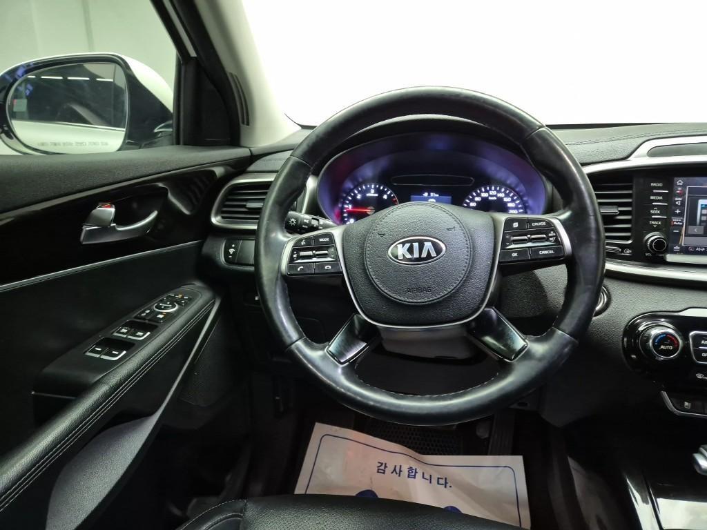 KIA Sorento - Vista 9
