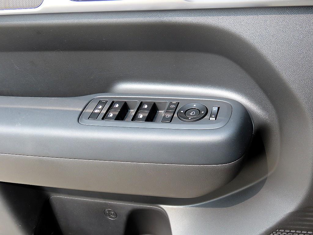 HYUNDAI Santa Fe - Vista 12