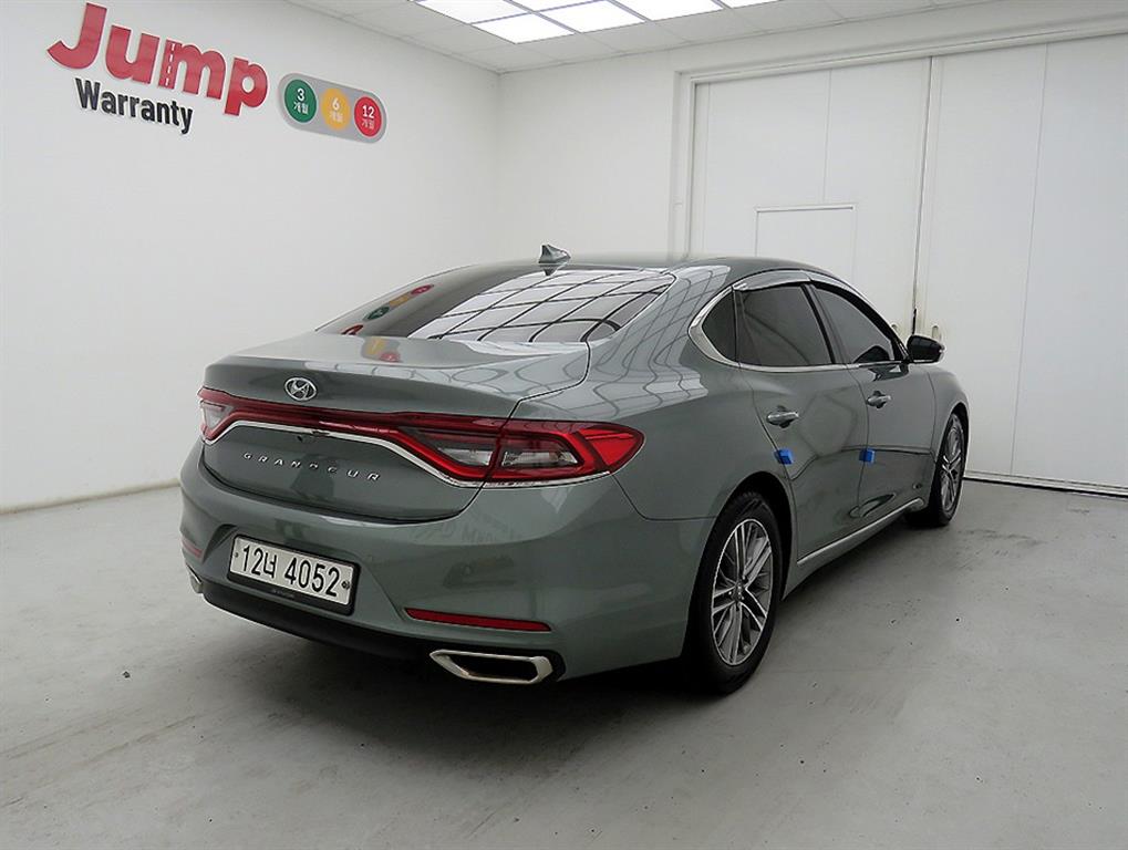 HYUNDAI Grandeur - Vista 4