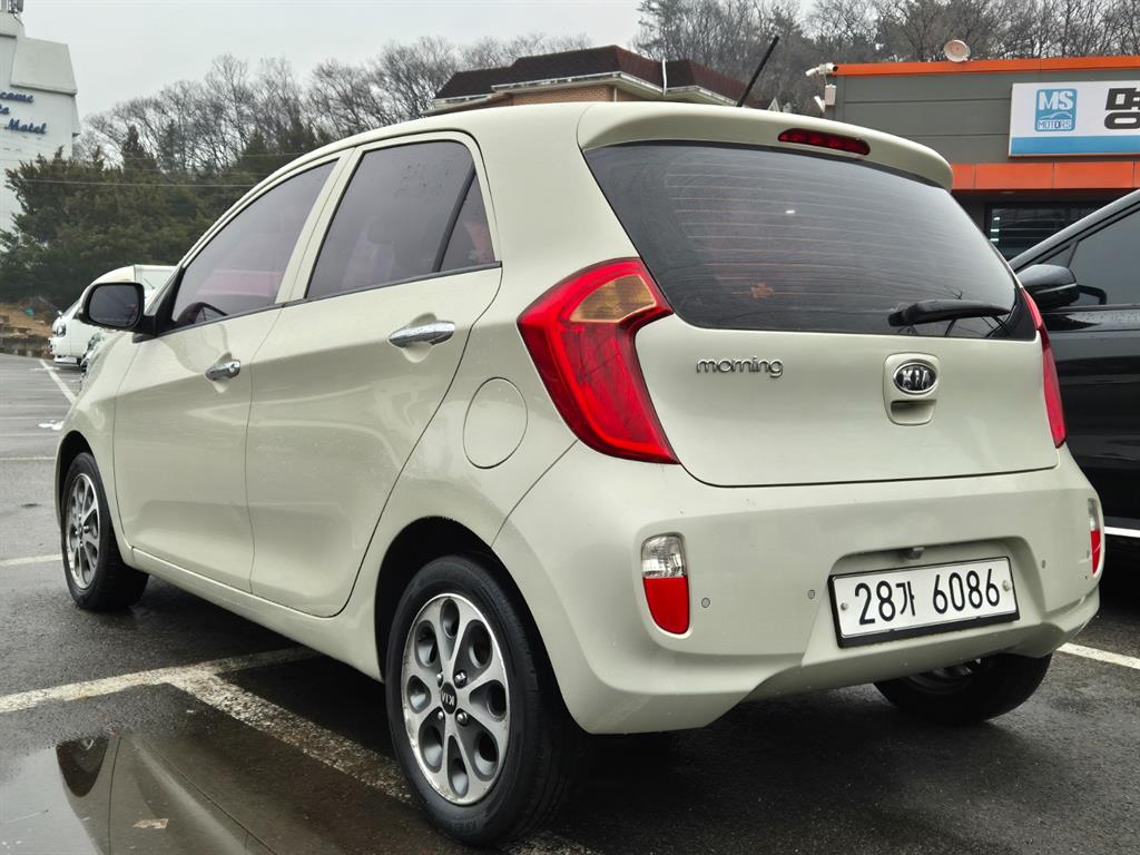 KIA Morning - Vista 3