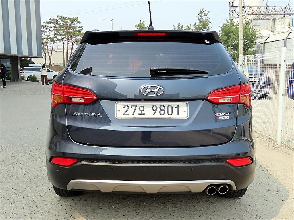 HYUNDAI Santa Fe - Vista 4